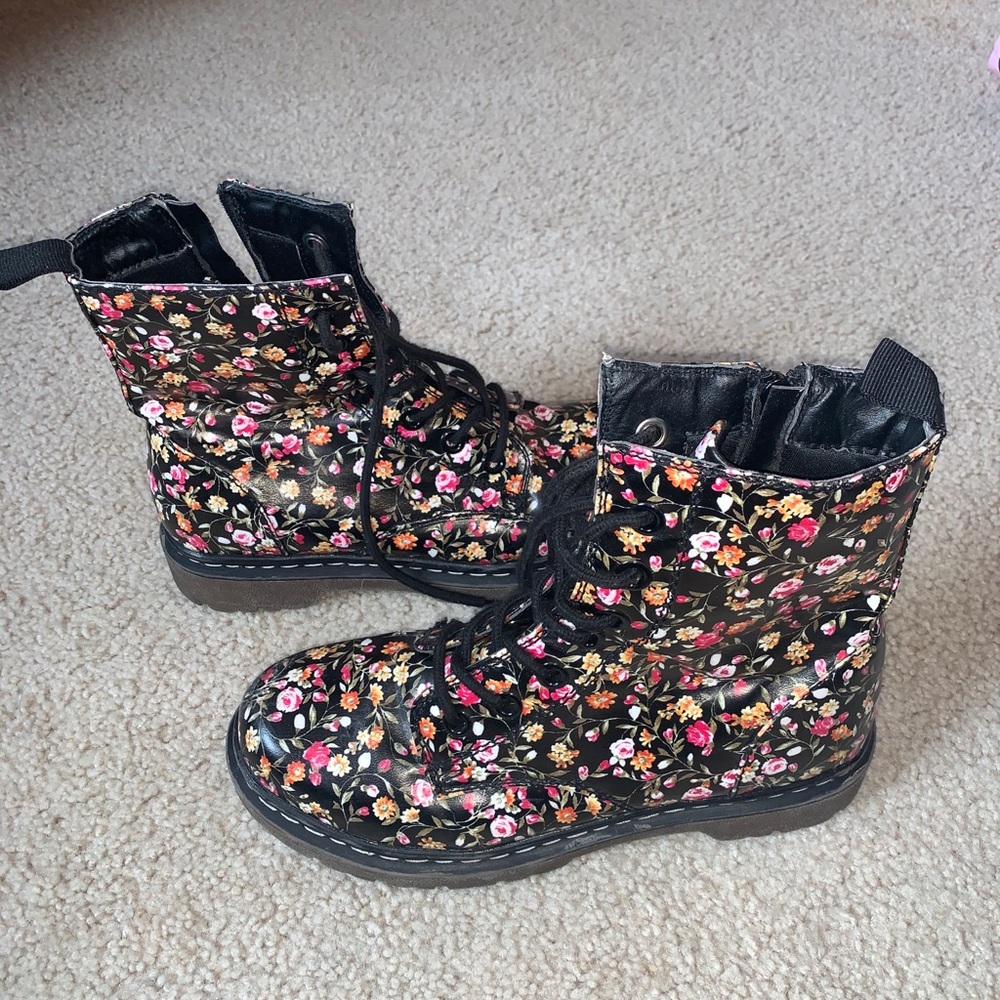 Floral boots